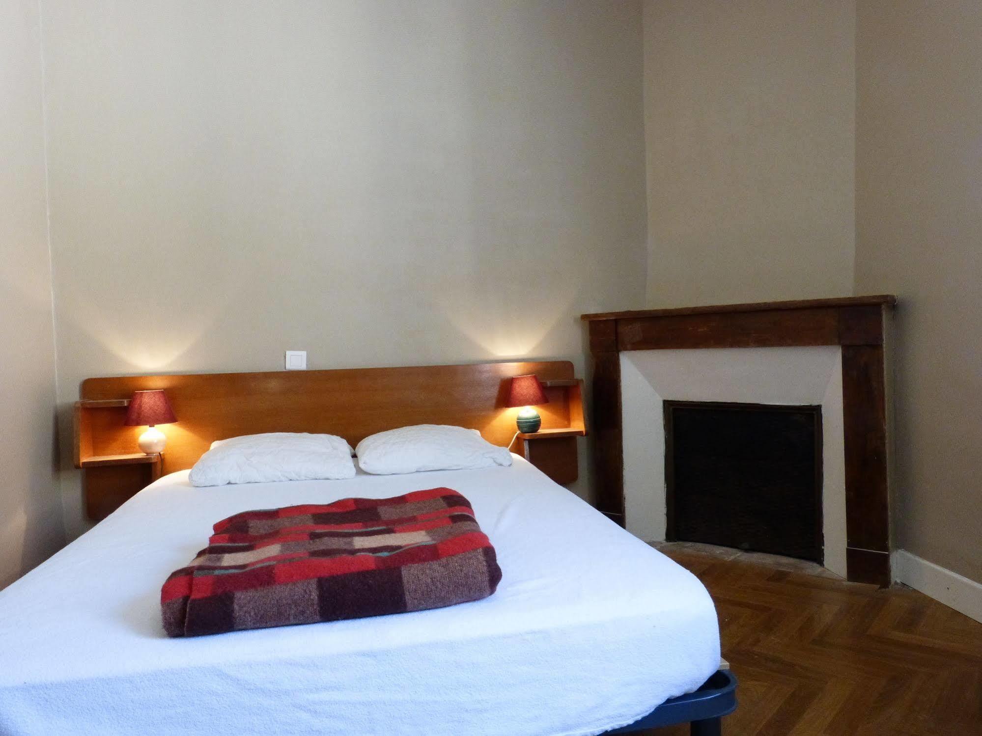 Le Refuge Du Cele Hotell Cabrerets Eksteriør bilde